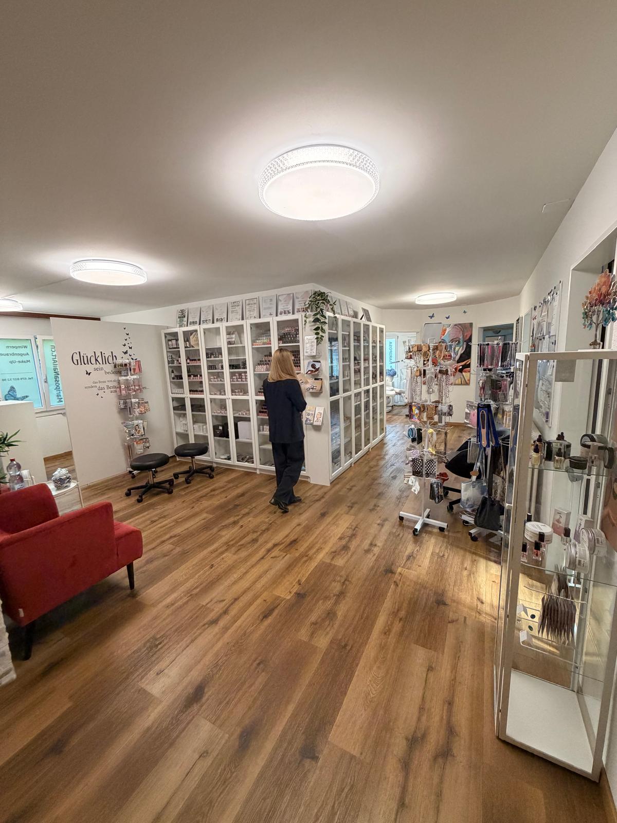 Inside the studio in Felben-Wellhausen